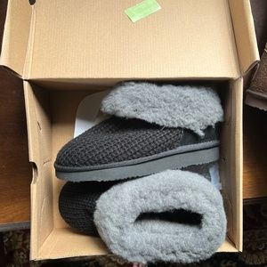 Aussie Merino black and grey knit fur slippers/booties